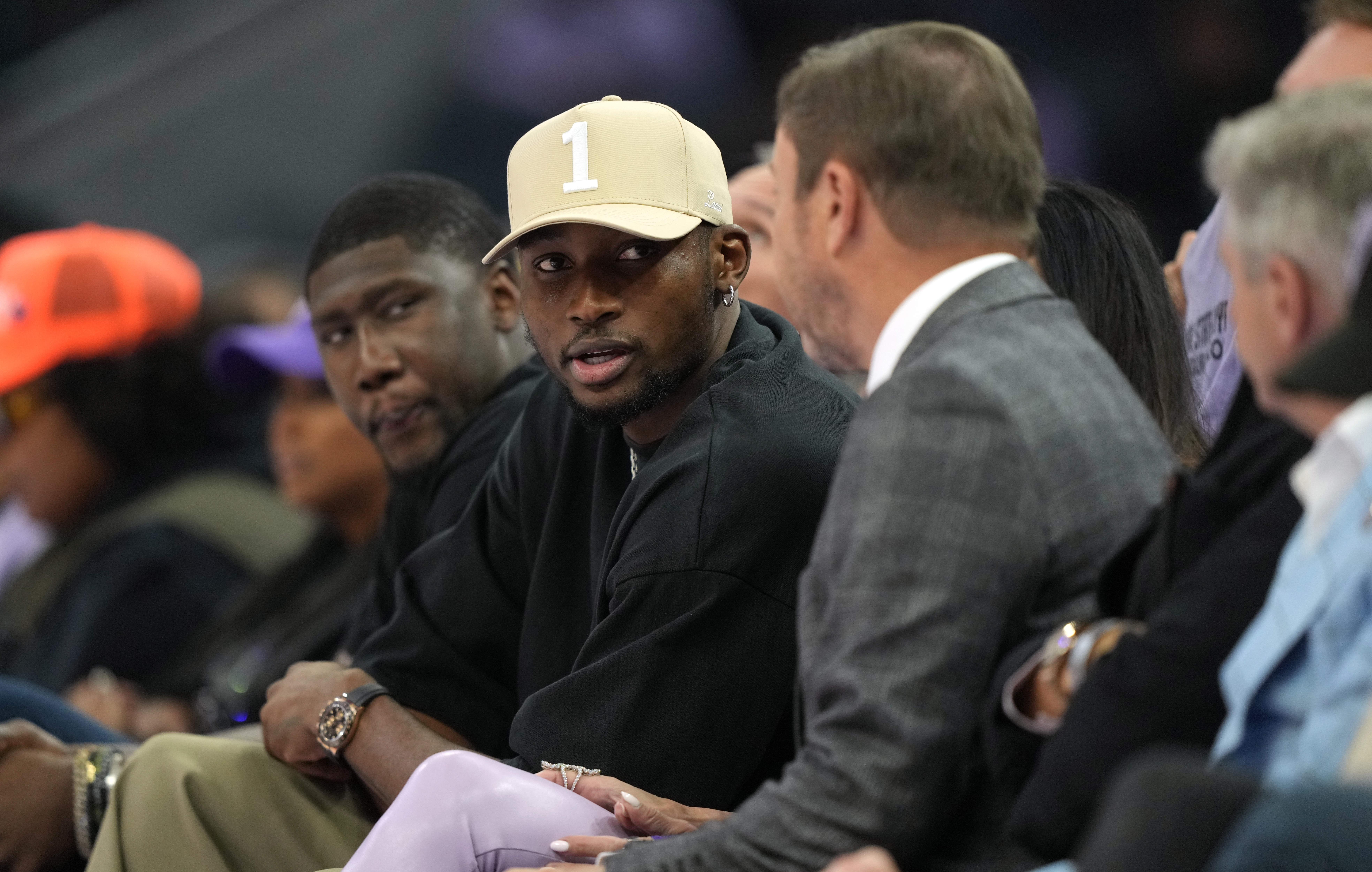 球队会损失, 换卡鲁索