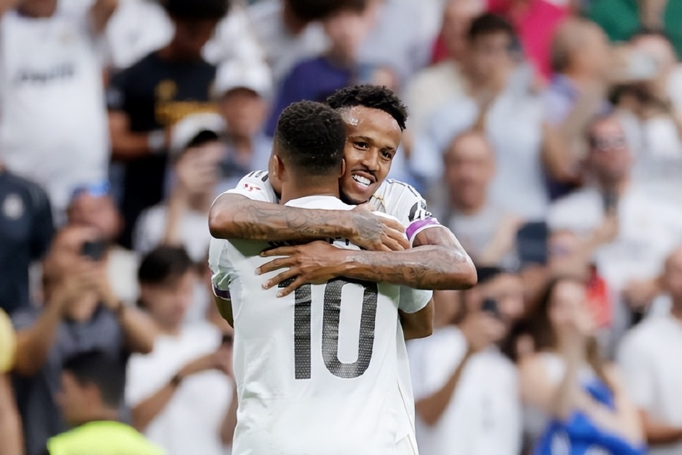 场比赛更是, 赢下了与利, 加盟的科曼 场比赛更是, 赢下了与利, 加盟的科曼