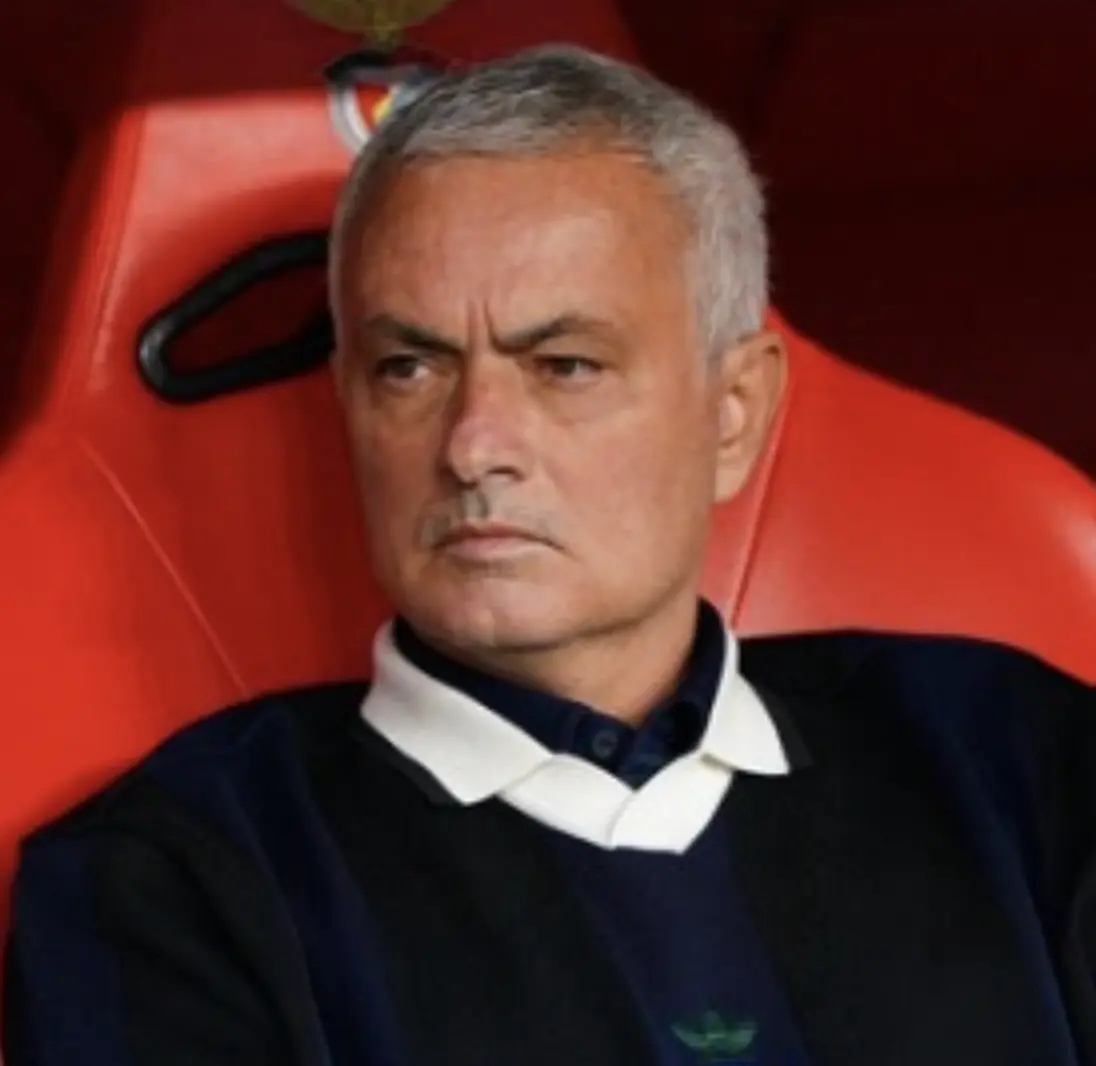 欧冠开赛仅, 本菲卡扩大