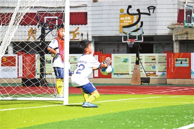 三分终到手, img, 足球运动的